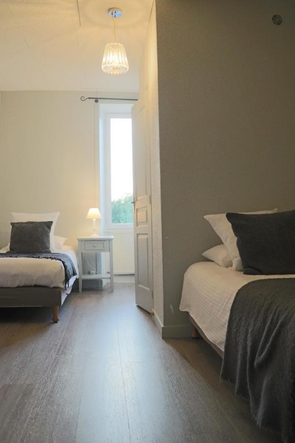 Logis Hotel Restaurant La Brasserie Treignac Eksteriør bilde