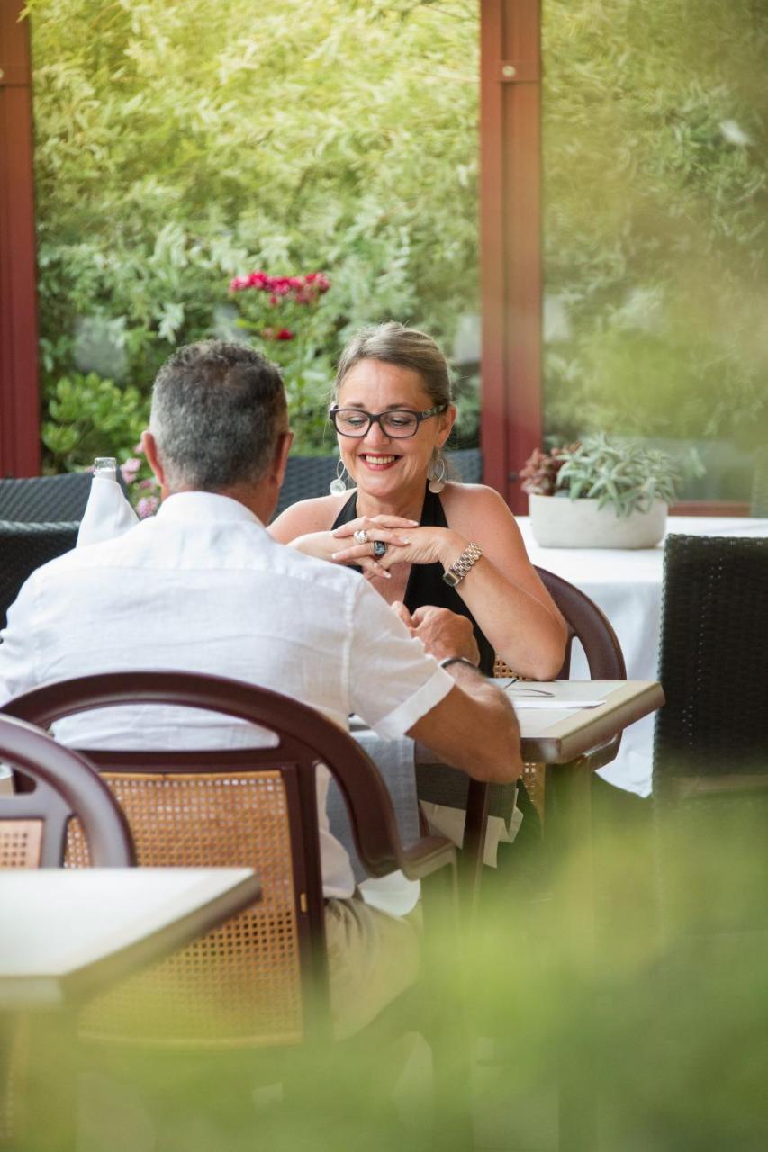 Logis Hotel Restaurant La Brasserie Treignac Eksteriør bilde